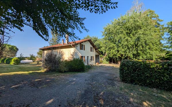 Maison à vendre    5 pièces •  Saint-Sever