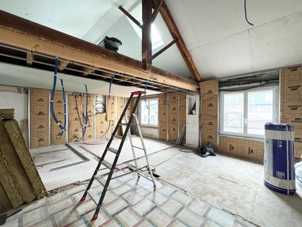 Maison divisée en 3 logements - Brive centre