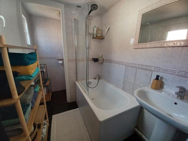 Appartement  41 M2 -T2 bis -terrasse