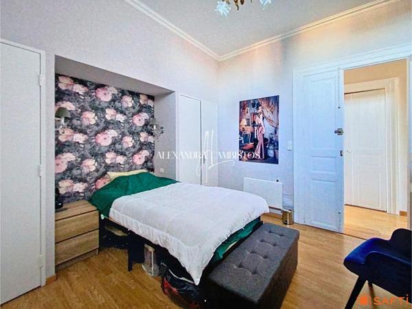 Appartement - 5 pièces - 115m²