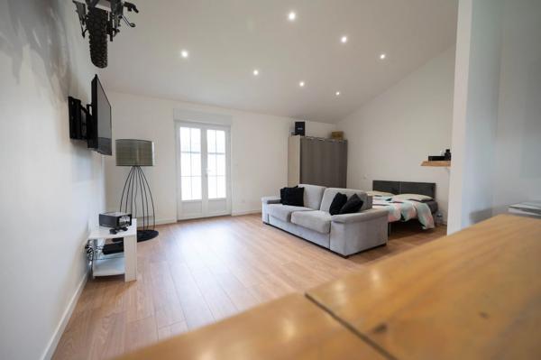 PROPRIETE AVEC 4 CHAMBRES ET PISCINE - CISSE