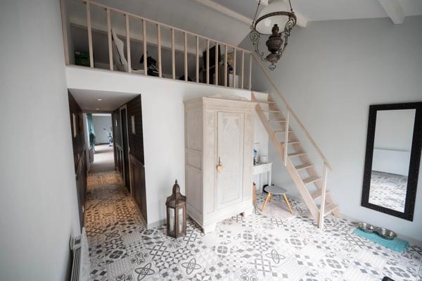 PROPRIETE AVEC 4 CHAMBRES ET PISCINE - CISSE