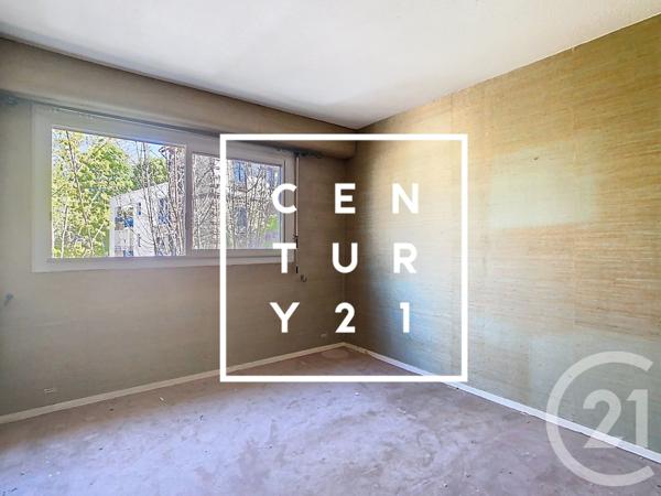 Appartement F5 à vendre  5 pièces - 100,19 m2 MEUDON - 92