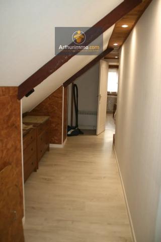 Vente                                                      Maison
                        
                     4 pièces                      100 m2                     à Josselin