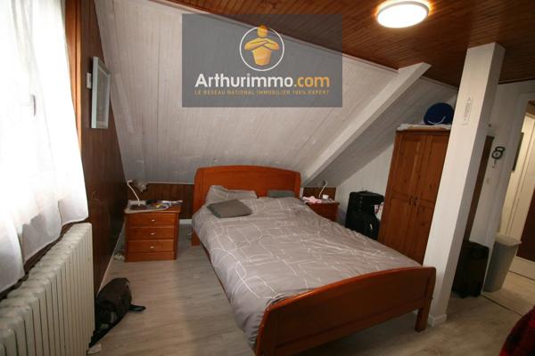 Vente                                                      Maison
                        
                     4 pièces                      100 m2                     à Josselin