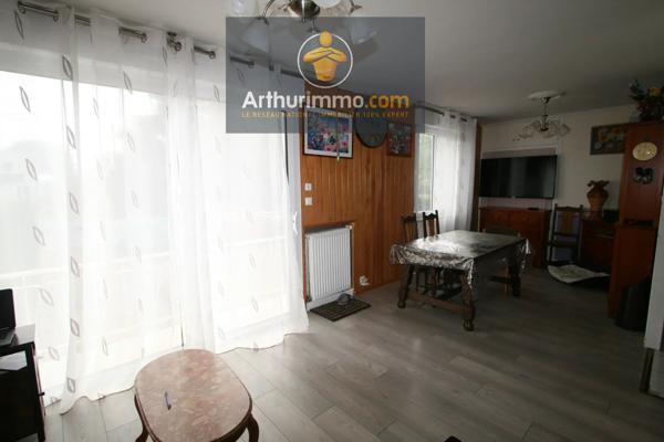 Vente                                                      Maison
                        
                     4 pièces                      100 m2                     à Josselin