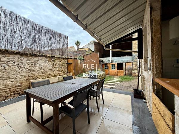 79800 LA MOTHE SAINT HERAY Maison La Mothe Saint Heray 163 m2 - 4 chambres - Garage