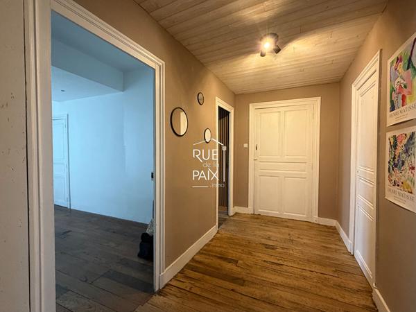 79800 LA MOTHE SAINT HERAY Maison La Mothe Saint Heray 163 m2 - 4 chambres - Garage