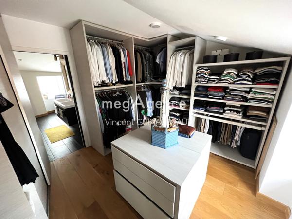 Maison à MORTAGNE-SUR-SEVRE, 85290 - 9 pièces 208m²