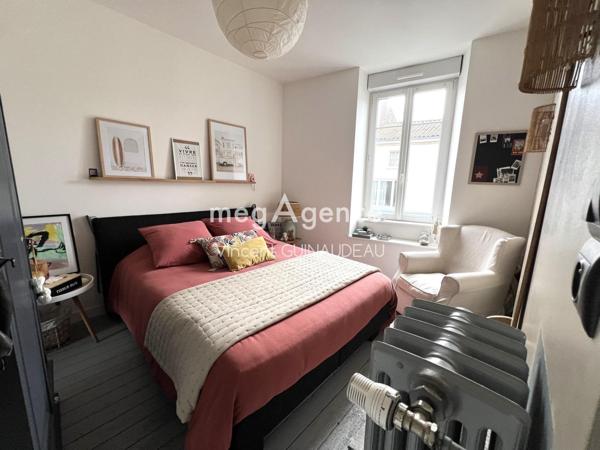 Maison à MORTAGNE-SUR-SEVRE, 85290 - 9 pièces 208m²