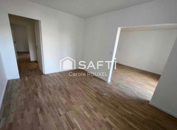 SPACIEUX APPARTEMENT Refait a Neuf A pieds du PORT avec Annexes