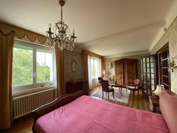 Belle maison familiale avec grand jardin à Bellac