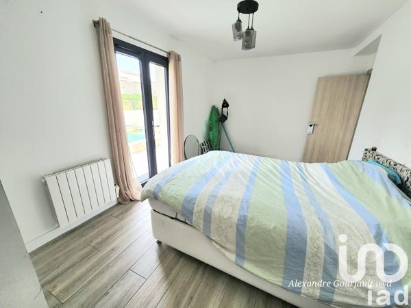 Maison 6 pièces de 120 m² à Capestang (34310)