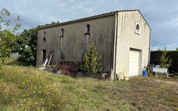 Maison à vendre    1 pièce •  Le Château-d'Oléron