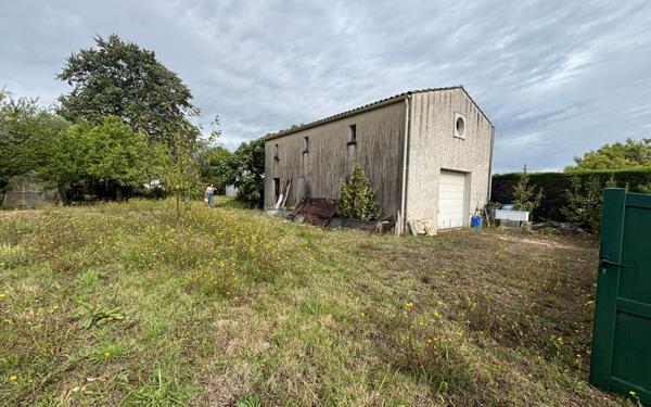 Maison à vendre    1 pièce •  Le Château-d'Oléron