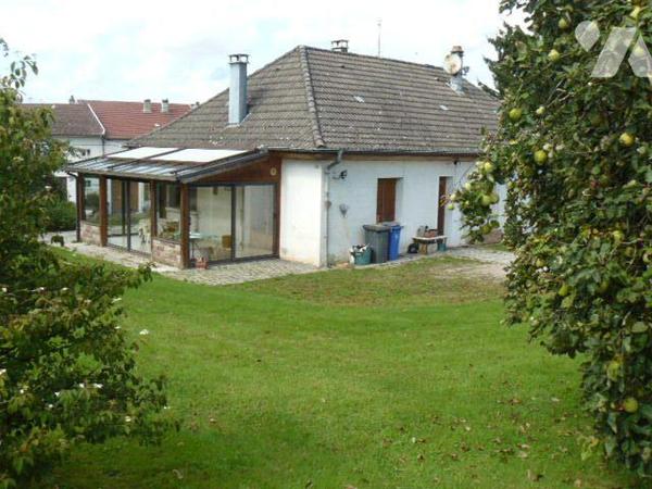 Maison à Vendre à Ménil-sur-Belvitte (88700) en Vosges (88)

Cette maison, d'une surface habi...