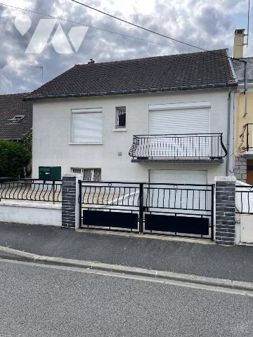 Maison de quartier sur sous-sol 2 chambres combles aménageables 