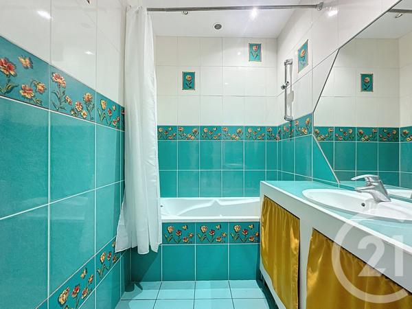 Appartement F3 à vendre  3 pièces - 84 m2 LYON - 69006