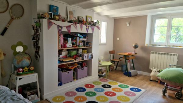 Maison PROCHE TOURS , GARE TGV , centre ville