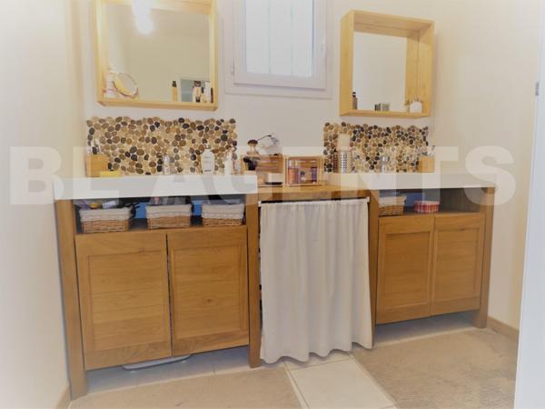 Au Luc (Var), villa 4 pièces d'environ 110 m² avec piscine hors sol, au calme 