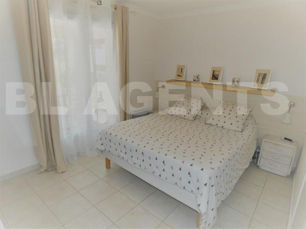 Au Luc (Var), villa 4 pièces d'environ 110 m² avec piscine hors sol, au calme 