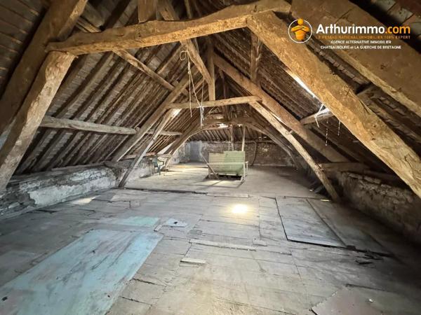 Vente                                                      Maison de ville
                        
                                         73 m2                     à La Guerche-de-Bretagne