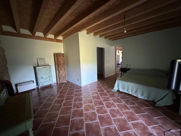 Belle maison de village en pierres