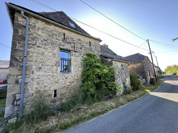 Belle maison de village en pierres