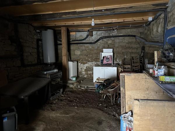 Belle maison de village en pierres