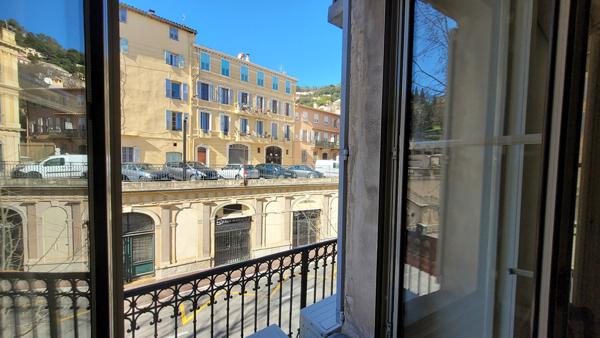 Appartement Grasse 4 pièces 86.24 m2, balcon