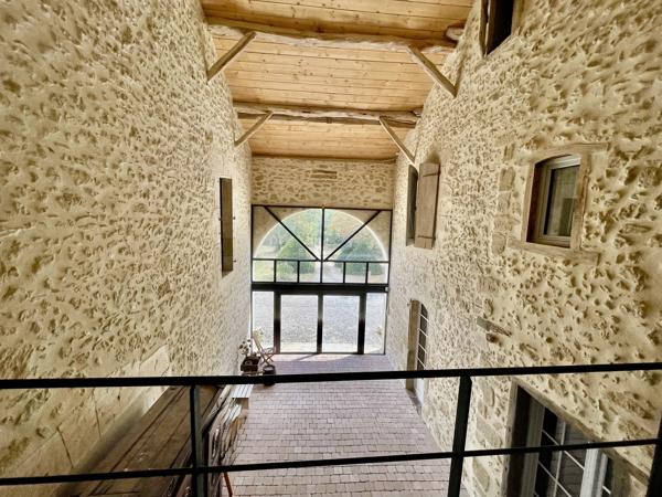Domaine Gascon de Charme avec Chambres d'Hôtes et Gîtes au Cœur de 14 Hectares de Nature Préservée