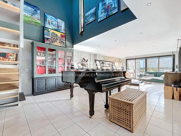 Longere Ploemeur vue sur mer