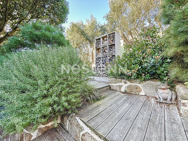 Longere Ploemeur vue sur mer