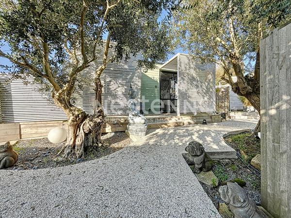 Longere Ploemeur vue sur mer