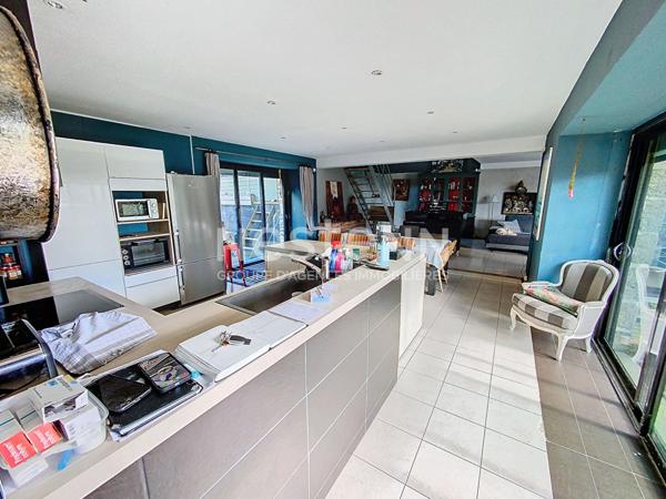 Longere Ploemeur vue sur mer