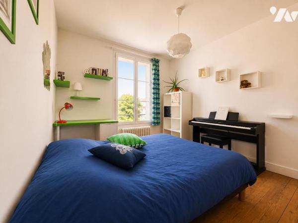 TOURS – Quartier Velpeau – Maison familiale de caractère avec 5 chambres, garage et terrasse bois