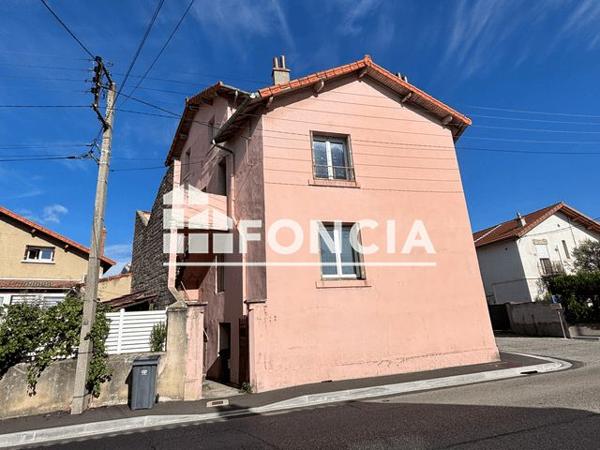 Location Appartement 2 pièces 40 m² - 542 AVENUE SADI CARNOT Guilherand-granges 07500