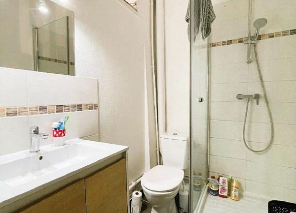 Immeuble à vendre    8 pièces • 98,16 m2 La Rochelle