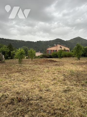 Terrain plat à bâtir – Frogier – Tourrette-Levens