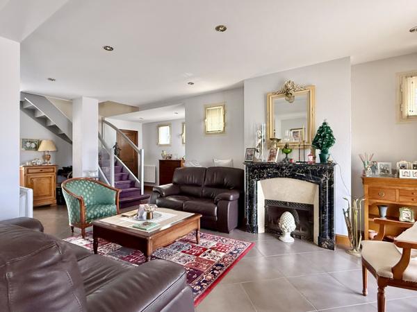 MAISON LES SORINIERES