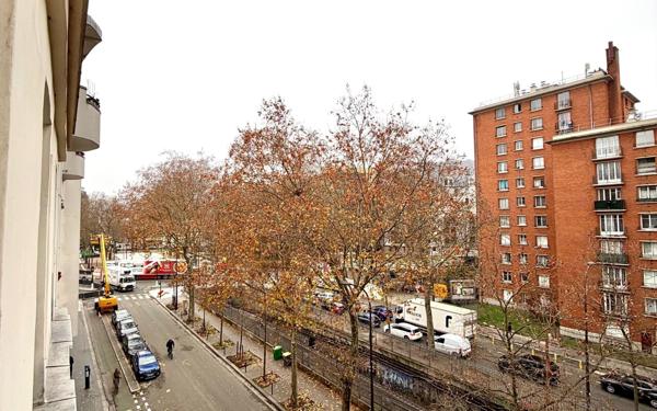 Appartement à vendre    2 pièces • 29,15 m2 Paris 19