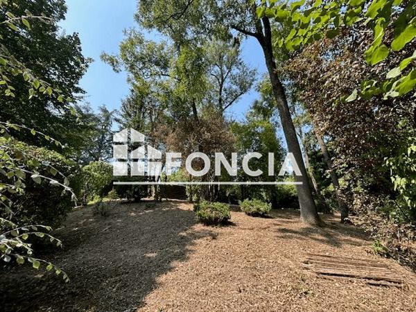 Location Maison 5 pièces 155.8 m² - 2 CHEMIN DU CALABERT Ecully 69130