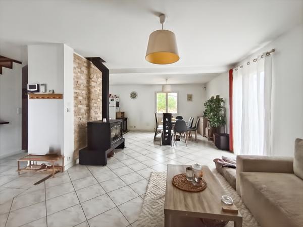 Molesme (21330) Maison 4 chambres 134 m² avec terrain clos - Molesme 21330