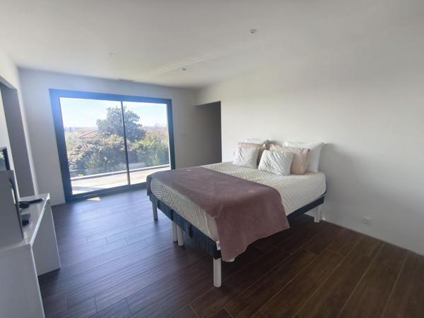 AUTERIVE (31190) - Maison de 202m2 - récente avec piscine  Auterive (31190)