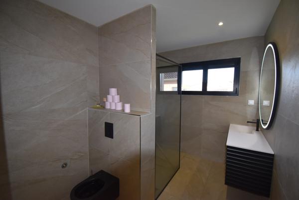 AUTERIVE (31190) - Maison de 202m2 - récente avec piscine  Auterive (31190)