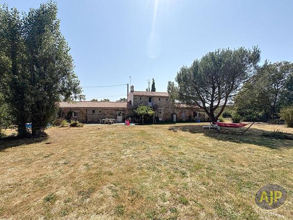 Vente maison Apremont : 383 250 € - AJP Immobilier Challans