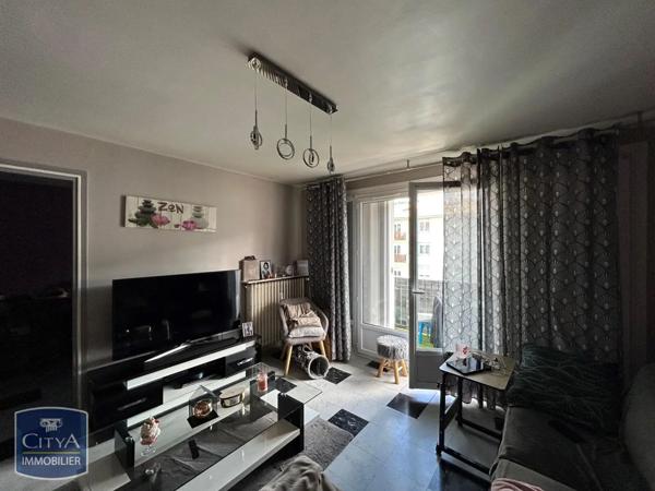 Appartement à louer 4 pièces 80.42m²