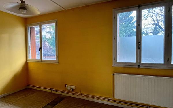 Appartement à vendre    4 pièces • 70 m2 Oullins