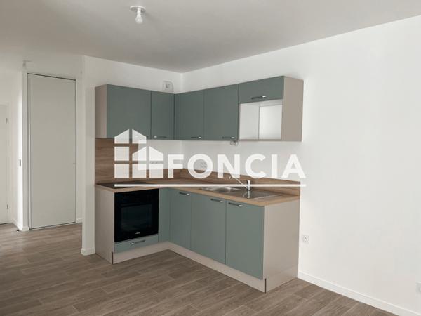 Location Appartement 3 pièces 69.01 m² - Laval 53000