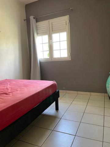 Maison à vendre 4 pièces LE LAMENTIN (972) avec garage sur 909 m² de terrain